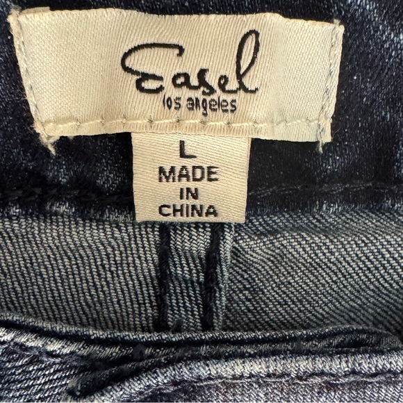 Easel Wide Leg Jeans Women’s Large Distressed Raw Hem Cropped - Picture 3 of 4